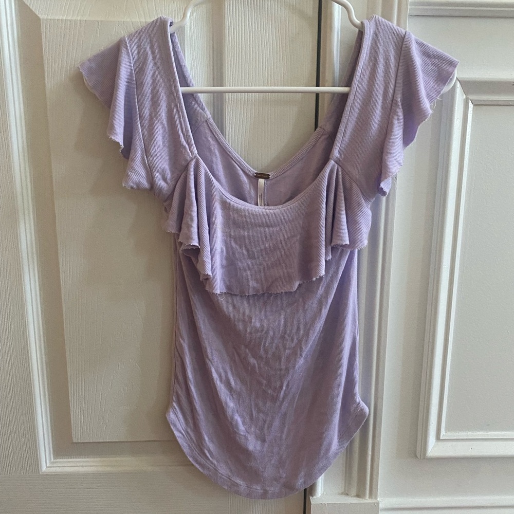 🌻free people Lavender ruffle top
